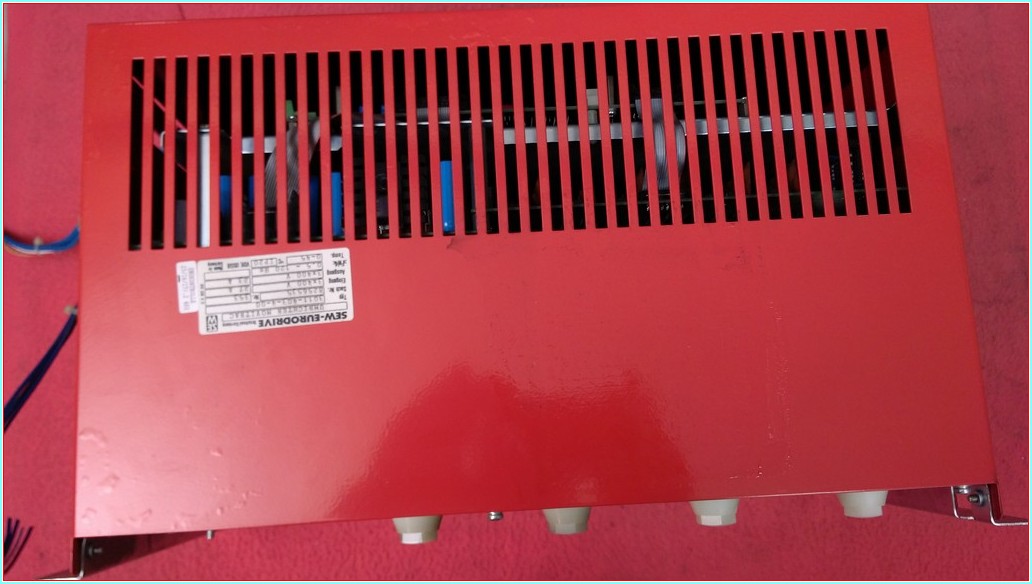 SEW EURODRIVE 3011-403-4-00 16KVA FREKANS ARTTIRICI